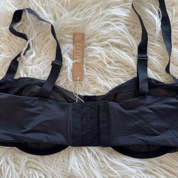 Skims No Show Molded Unlined Balconette Bra Onyx Size 38D - Picture 7 of 8